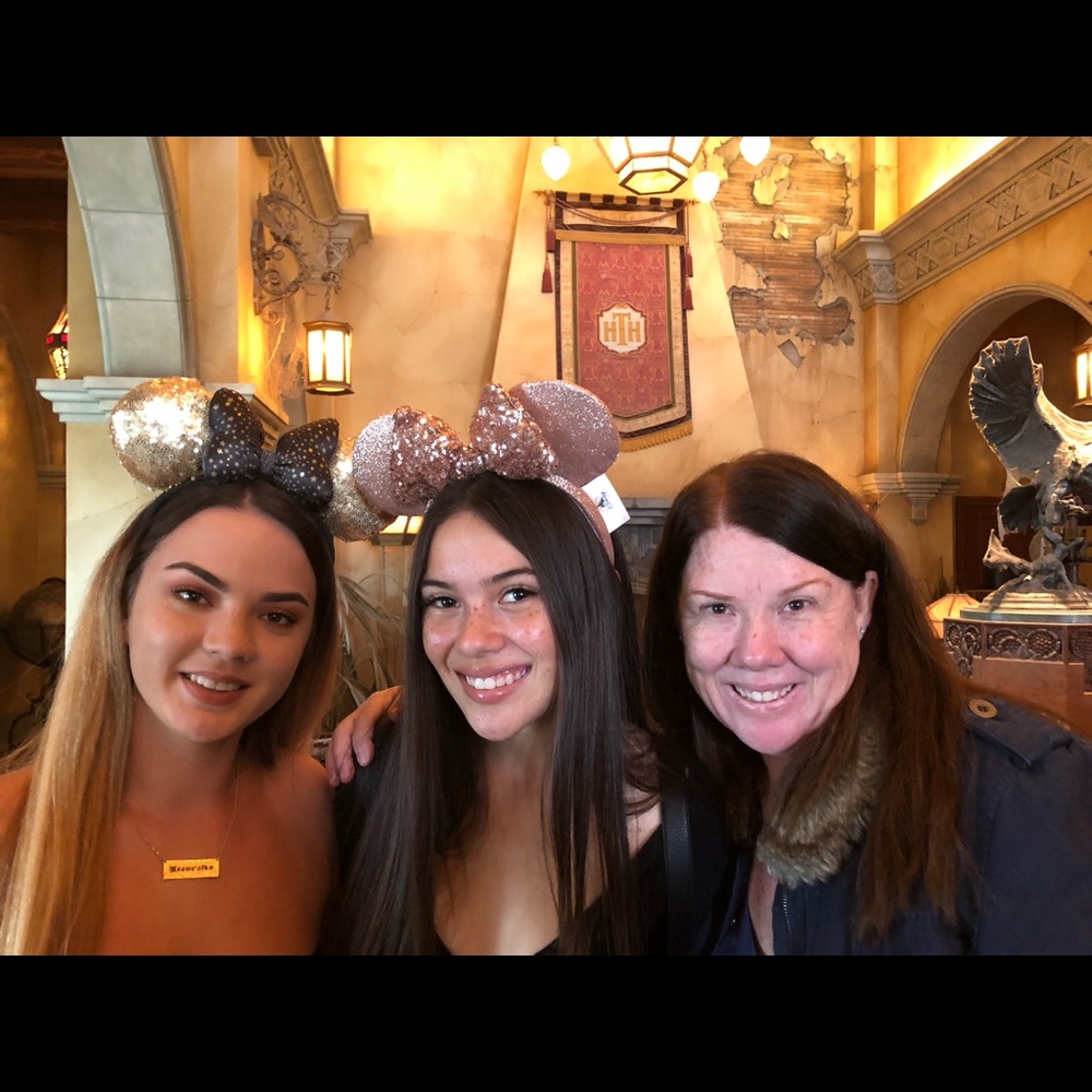 Meet your Posher, Andrea